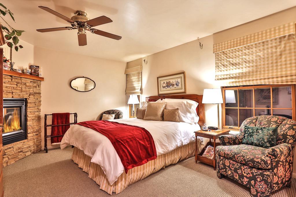 Alpenhorn Bed And Breakfast Big Bear Lake Exterior foto